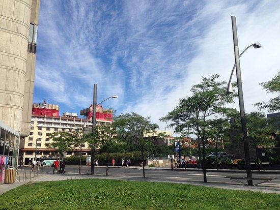 Presse Cafe au palais des Congres